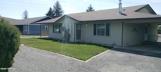 50 Donelson Ln, Yakima, WA 98908