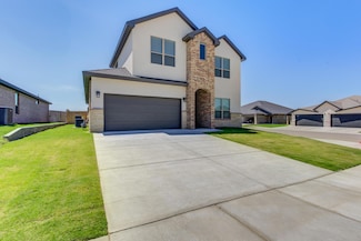 601 E 13th St, Wolfforth, TX 79382