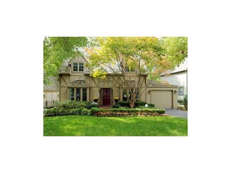 4908 Glendale Rd, Westwood Hills, KS 66205