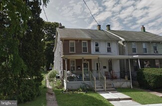 2927 Banks St, Harrisburg, PA 17103