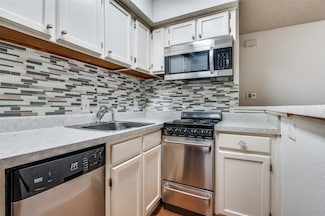 2311 Basil Dr Unit C304, Arlington, TX 76006