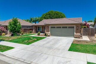 822 W Reese Ct, Visalia, CA 93277