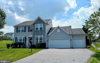1280 Cranberry Ln W, York, PA 17402