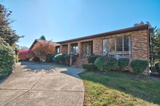 807 Kashmer St, Peckville, PA 18452