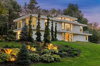 4820 Hamilton Ln, Minnetonka, MN 55345