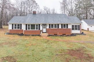 286 Flat Woods Rd, Amherst, VA 24521