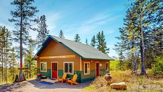 172 Boulder Point Rd, Lutsen, MN 55612