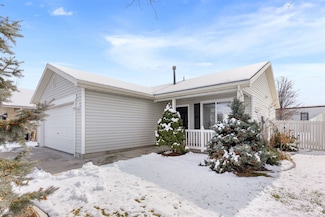 82 Shamrock Ln, Tooele, UT 84074
