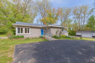 601 N Occidental Rd, Tecumseh, MI 49286