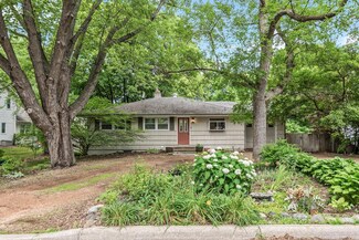 4938 Clear Spring Rd, Minnetonka, MN 55345