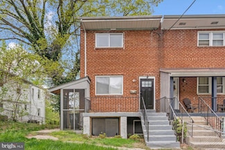 576 49th Place NE, Washington, DC 20019