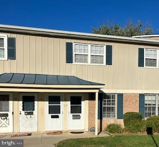 17 Belfast Dr, North Wales, PA 19454