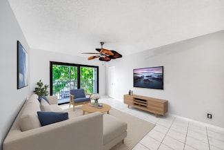 150 Cypress Club Dr Unit 528, Pompano Beach, FL 33060