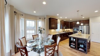 11 Pine Tree Rd Unit 6, Wellesley, MA 02482