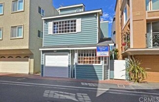 75 Surfside B Ave, Surfside, CA 90743