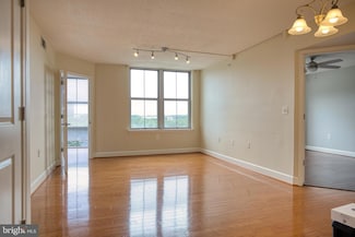 11800 Sunset Hills Rd Unit 1117, Reston, VA 20190