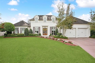 68 Harbour Town Ct, New Orleans, LA 70131