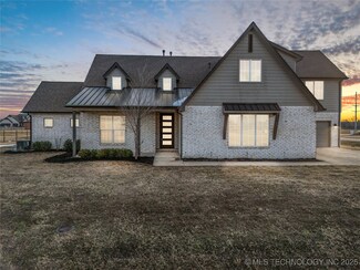 10329 S 219th Ave E, Broken Arrow, OK 74014