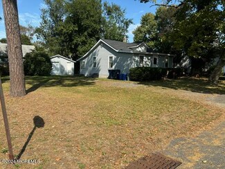 152 Windward Ave, Beachwood, NJ 08722