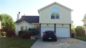 1108 N Viking Dr, Independence, MO 64056