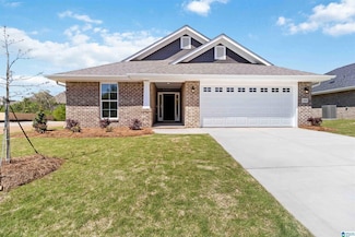2111 Turquoise Ln, Calera, AL 35040