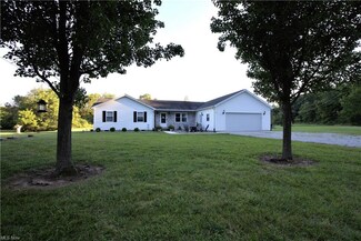 601 Eyermann Rd, Belpre, OH 45714