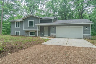3580 Babylon Rd, Allegan, MI 49010
