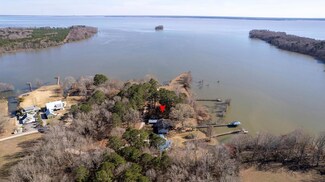 2018 Goat Island Rd, Summerton, SC 29148
