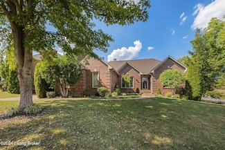 11205 Oakhurst Rd, Louisville, KY 40245