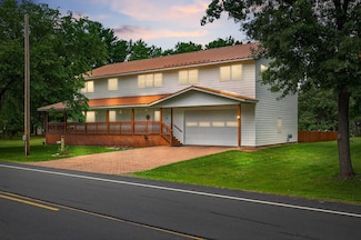 5611 Wazeecha Ave, Wisconsin Rapids, WI 54494