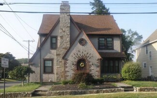 715 Wilcoxson Ave, Stratford, CT 06614