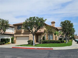 12821 Mackenzie Dr, Tustin, CA 92782