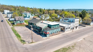 1035 Ethel Ave, Hancock, MI 49930