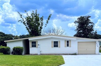 1040 Aloha Way, Lady Lake, FL 32159