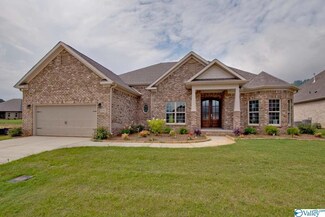3007 Chimney Cove Cir, Brownsboro, AL 35741
