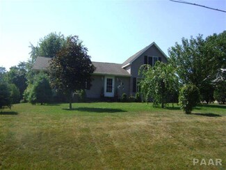 316 E Commercial St, Toulon, IL 61483