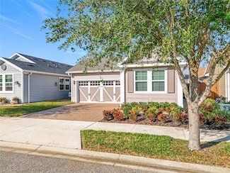 349 Alcove Dr, Groveland, FL 34736