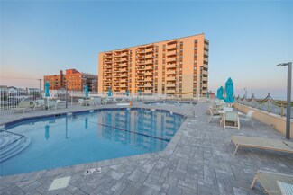 360 Shore Rd Unit 10A, Long Beach, NY 11561