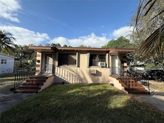 551 NE 133rd St, North Miami, FL 33161