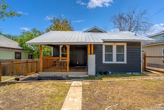 1726 N Center, San Antonio, TX 78202