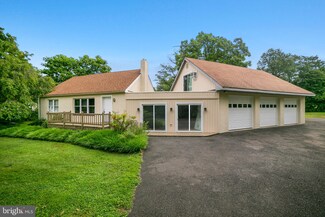 229 W Orvilla Rd, Hatfield, PA 19440