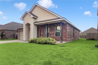3179 Crest Ln, Lake Charles, LA 70607