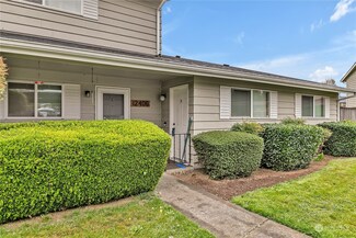 12406 SE 272nd Place Unit D, Kent, WA 98030