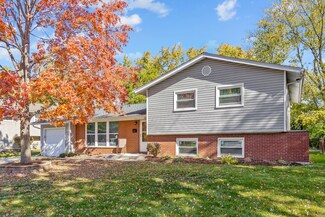 6611 Patterson Ct, Woodridge, IL 60517