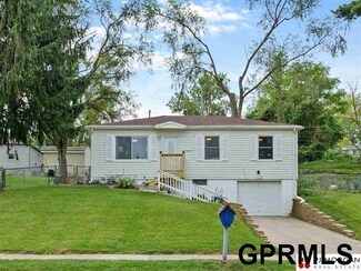 2305 Emiline St, Bellevue, NE 68147