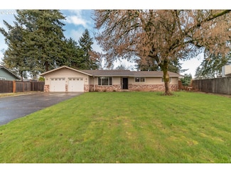 405 Silver Meadows Dr, Eugene, OR 97404