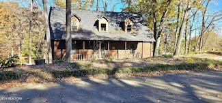 1512 Brentwood Dr, Athens, TN 37303