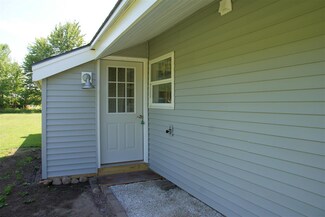 120 Adams School Rd, Grand Isle, VT 05458