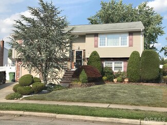 80 Marsh Ave, Sayreville, NJ 08872