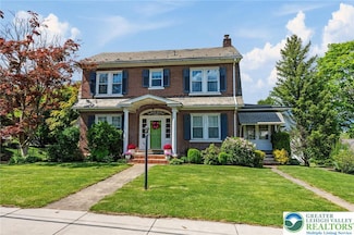 605 Main St, Tatamy, PA 18085